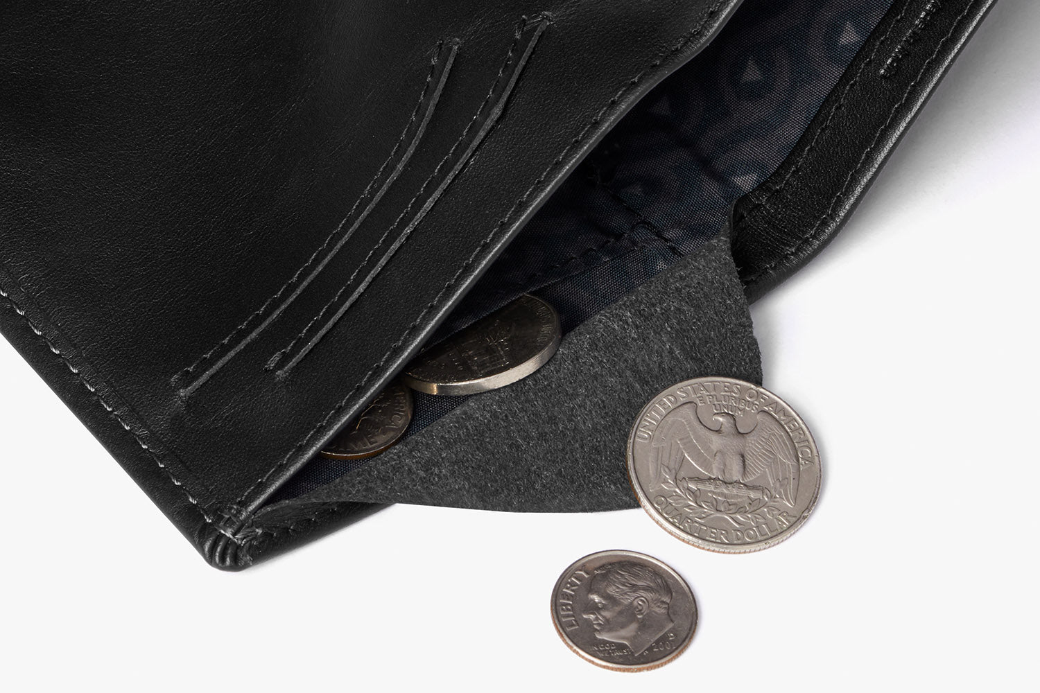 bellroy-wnsc-black-imgix-06.jpg