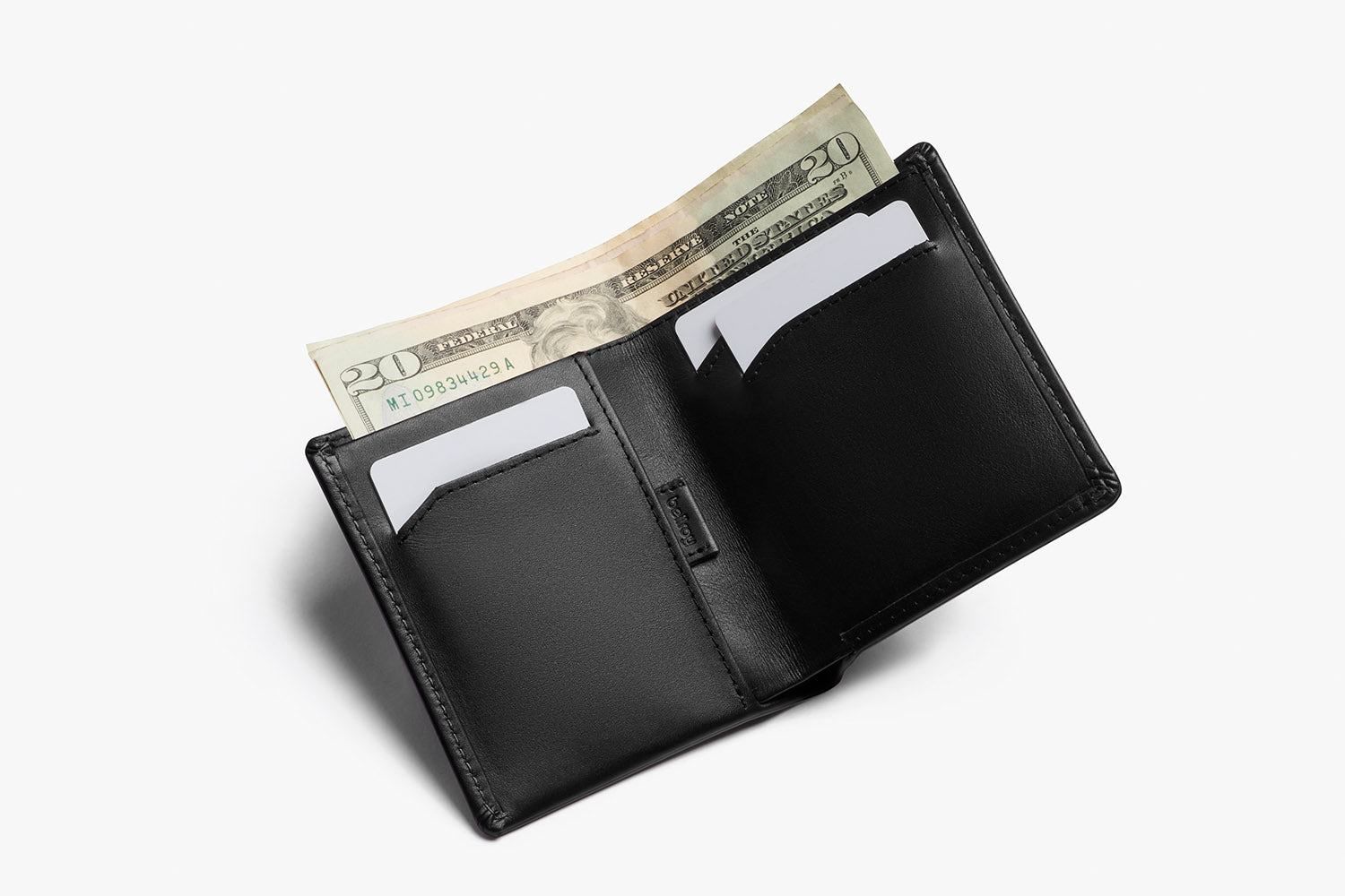 bellroy-wnsc-black-usd-imgix-05.jpg
