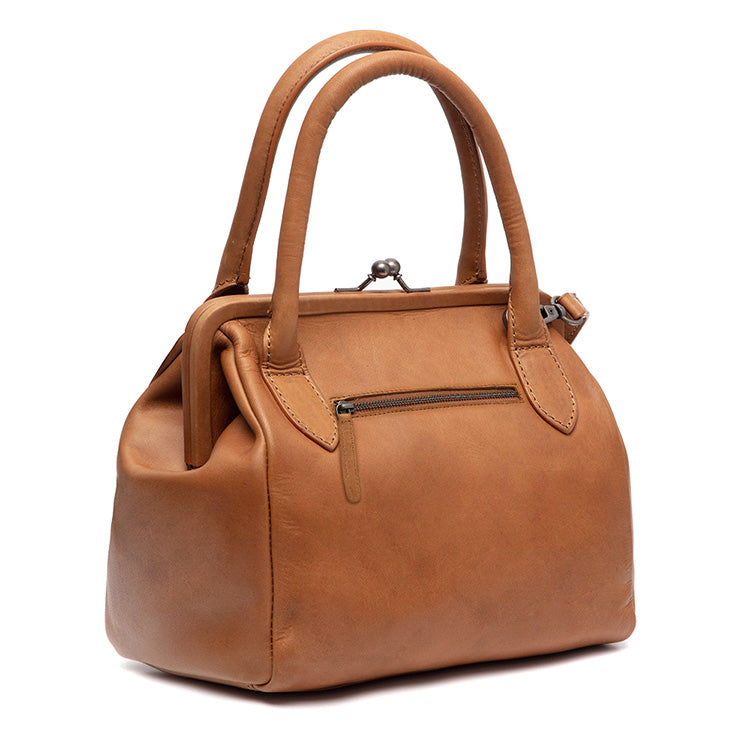 chesterfield-brand-chili-axelremsvaska-cognac-02.jpg
